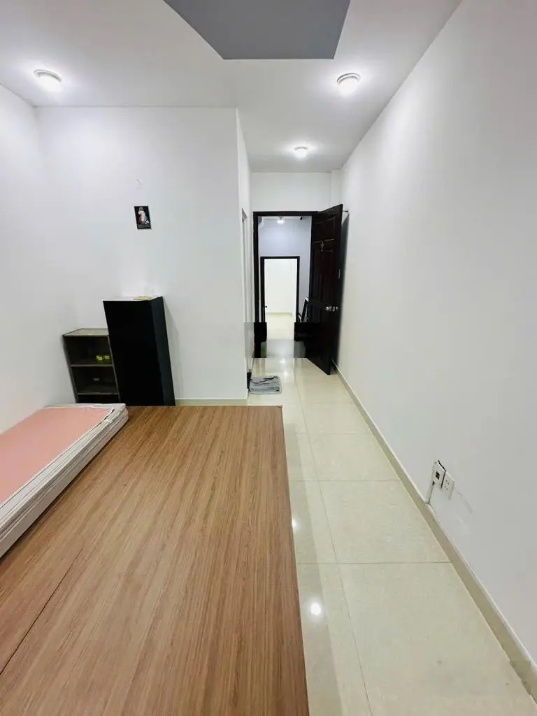 Đường số 9 - gò vấp - gần công viên làng hoa - dt: 45m2 - 5 tầng.
