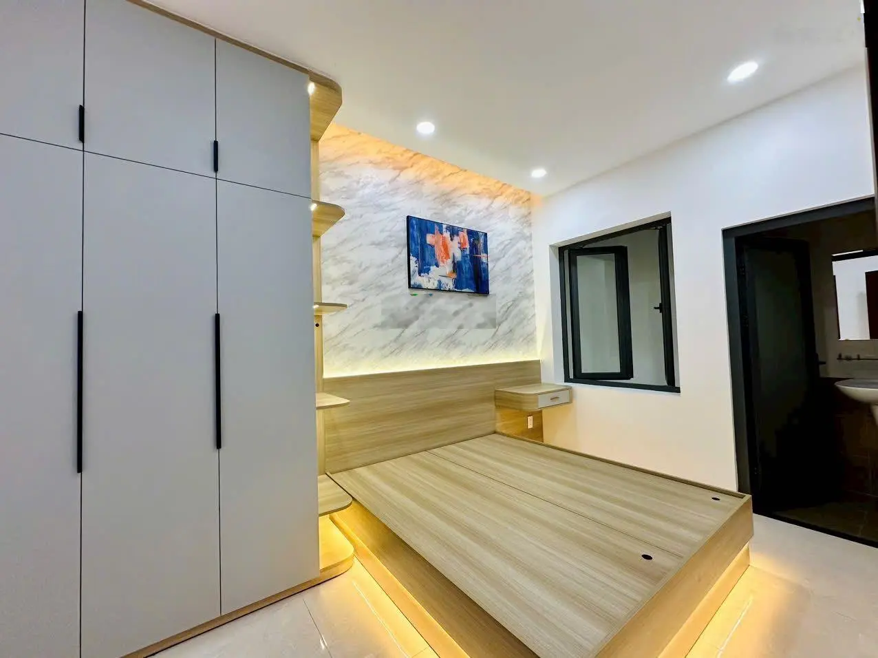 Nhà Thạnh Lộc 15, Quận 12 - 1 trệt 4 lầu sổ riêng, đường 12m. Giá 6.1 tỷ TL