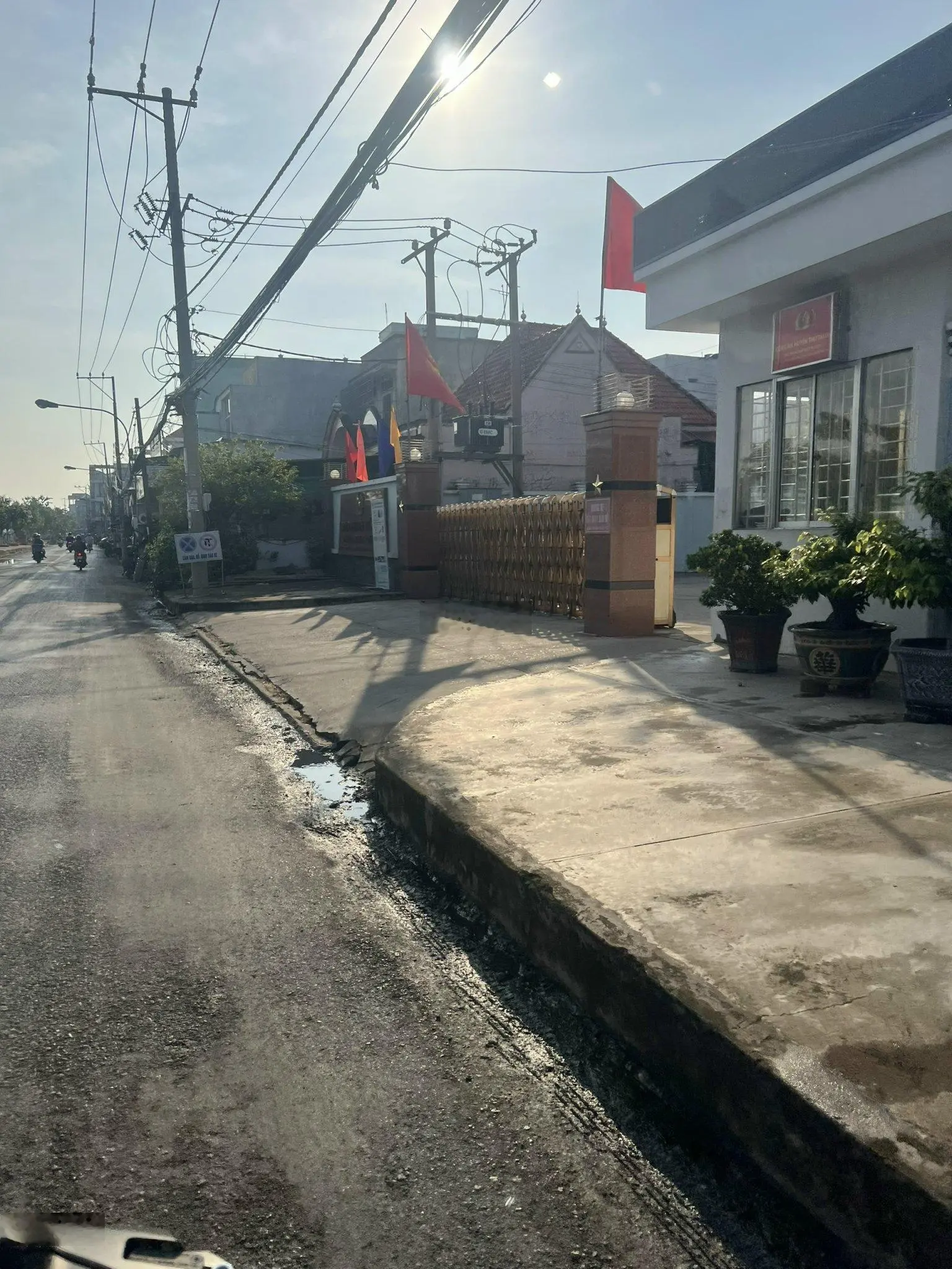 Bán đất 2 mặt tiền đường Trương Công định ngay trung tâm thị trấn Thủ Thừa