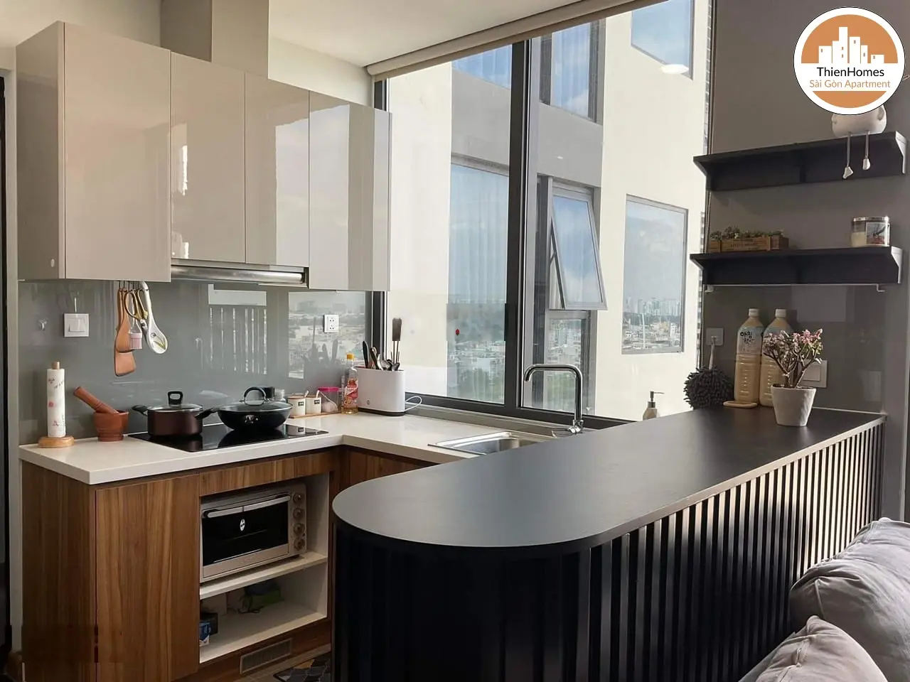Không thể tin nổi! Bán căn Eco Green 2PN 70m2 view sông Saigon, pháo bông chỉ 4,09 tỷ LH 0931 785 ***