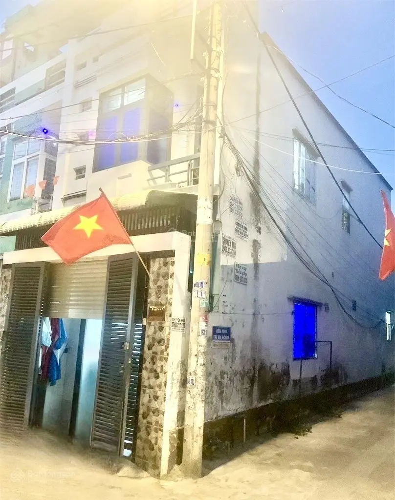 Siêu vip lô góc 2 tầng -vị trí cực vip - xe hơi ngủ trong nhà - hiệp bình chánh, thủ đức - 66m2 vuô