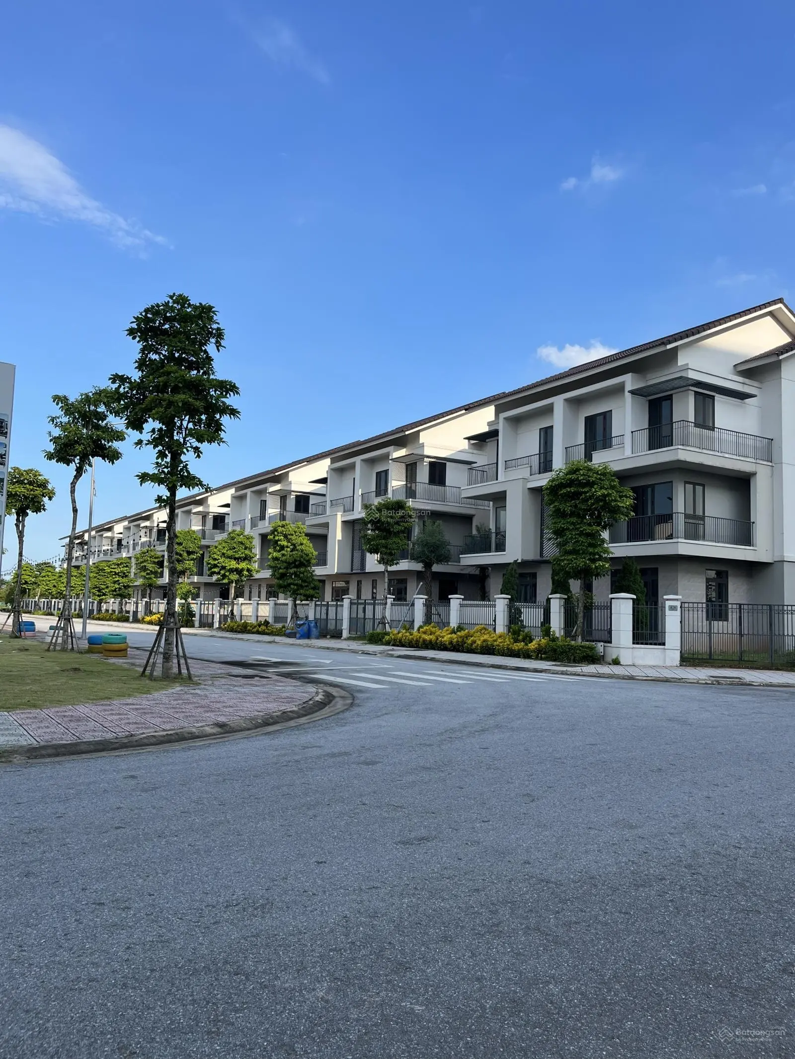 Bán gấp BT Centa Riverside, 10,6 tỷ, 180m2, 4PN, 5WC, Từ Sơn, Bắc Ninh