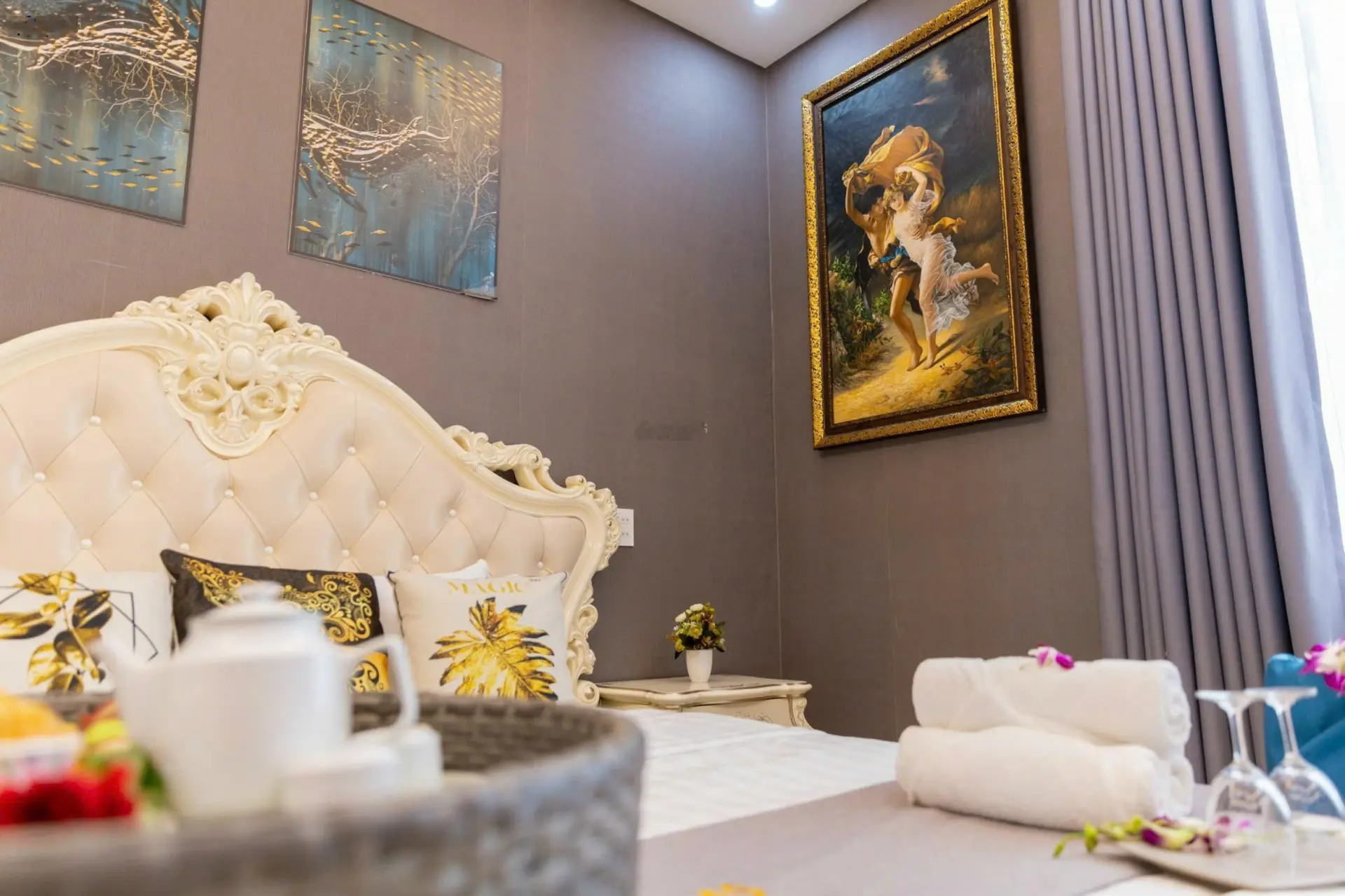 Biệt thự 1 trệt 2 lầu mới gần biển khu Á Châu, đầy đủ nội thất, đang cho thuê 50tr/tháng