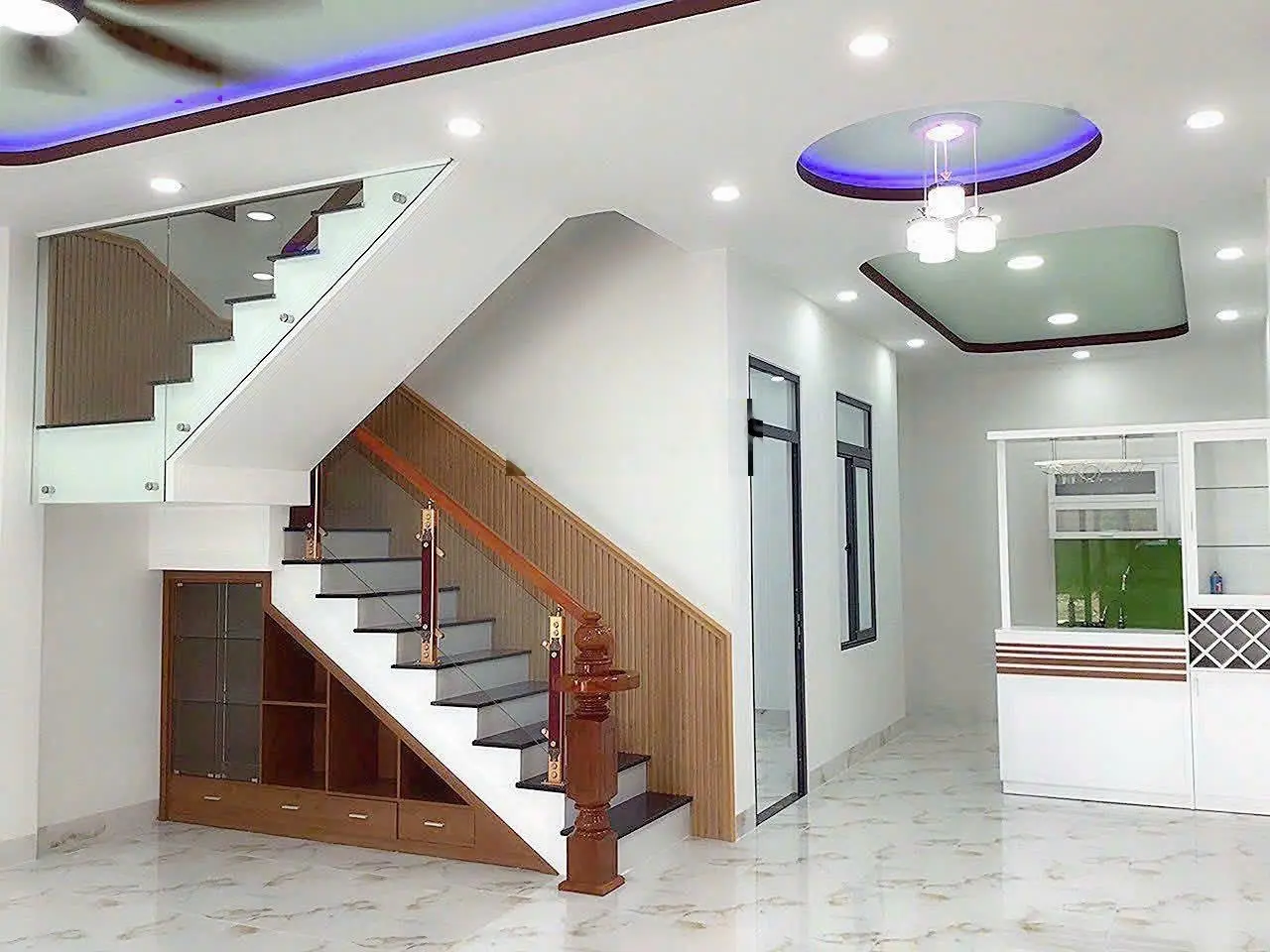 Bán nhà mới 3 tầng tại Vĩnh Ngọc (cạnh khu đô thị Vĩnh Điềm Trung) Nha Trang