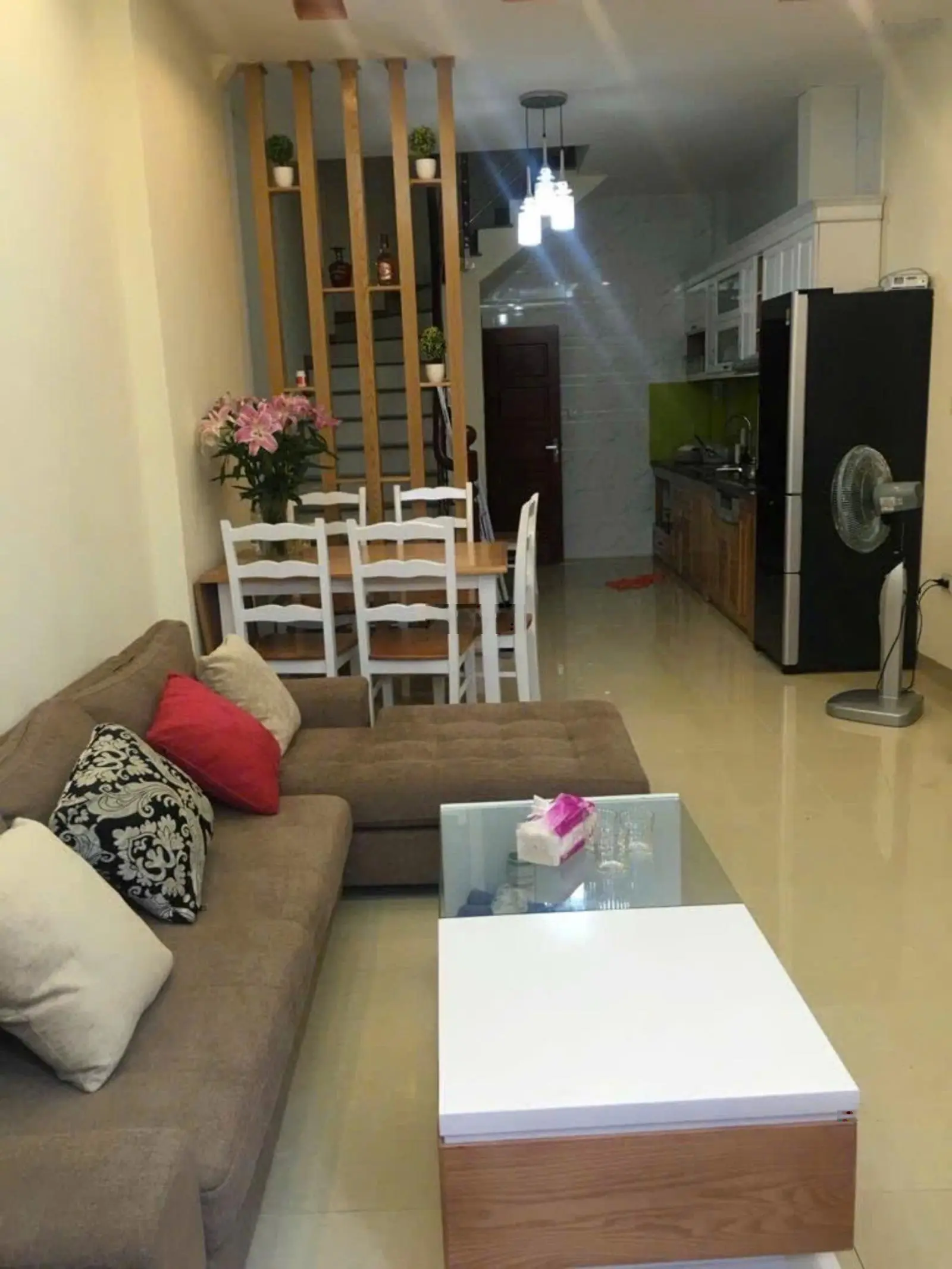 Bán nhà Ngọc Thụy, Hồng Tiến, Long Biên, 38m2, 5 tầng, giá 7.8 tỷ, dân trí cao, an sinh đỉnh tuyệt