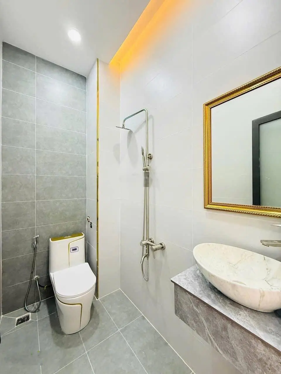 Hàng đẹp đầu năm nhà hẻm 4m Đ. Tăng Bạt Hổ, P. 11, Bình Thạnh. Giá: 3,490 tỷ | DT:56m2