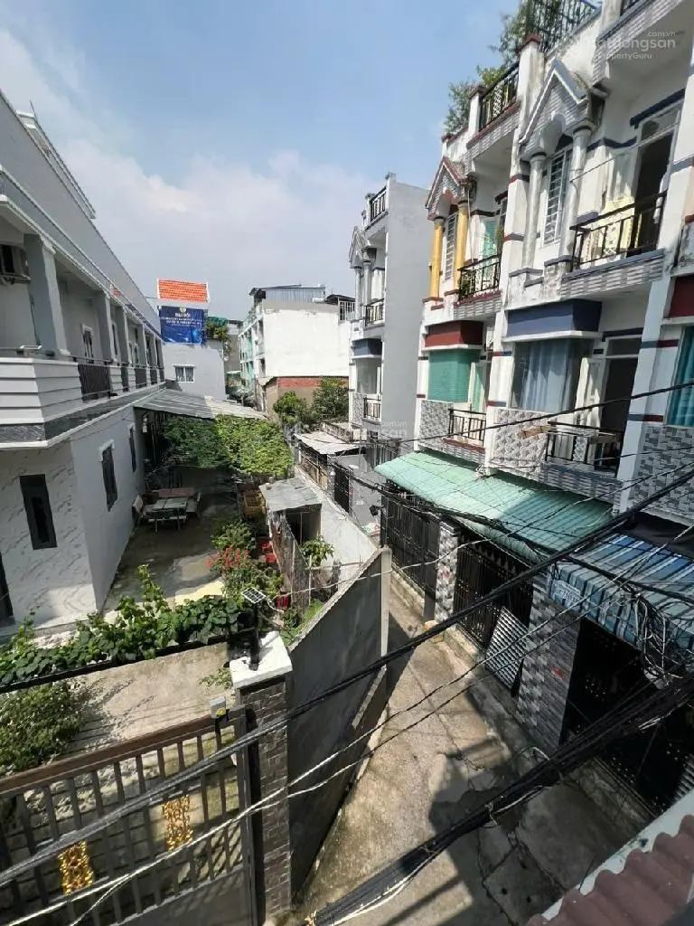 Bán nhà đẹp Phú Định, Quận 8 nhà 1 trệt 3 lầu 5PN, giá chỉ 6 tỷ