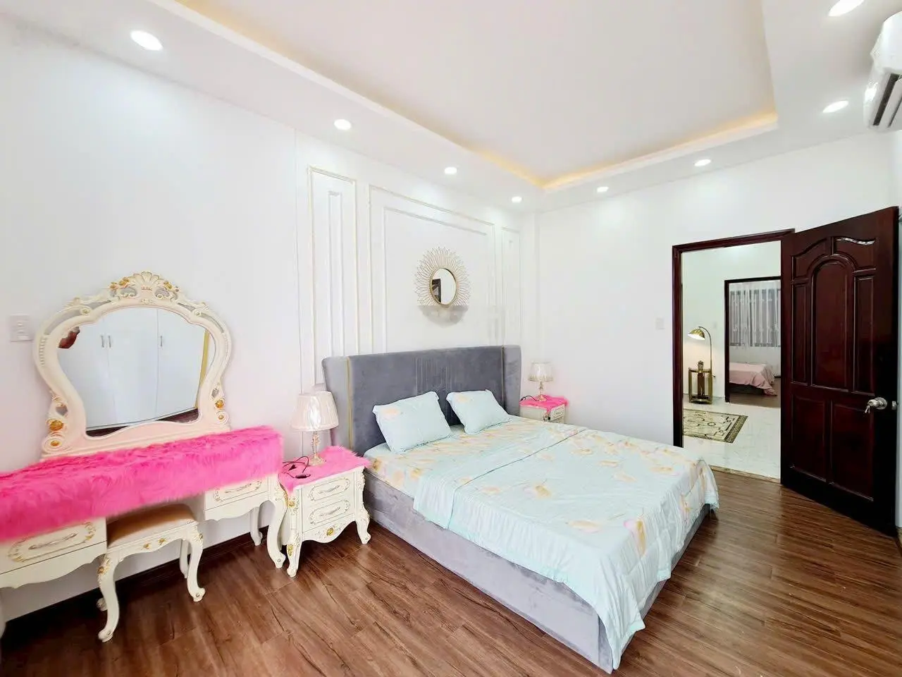 Bán nhà phố 4 tầng hiện đại KDC Vạn Phát Hưng đường Hoàng Quốc Việt, Quận 7 (5 x 18m2) 17,5 tỷ