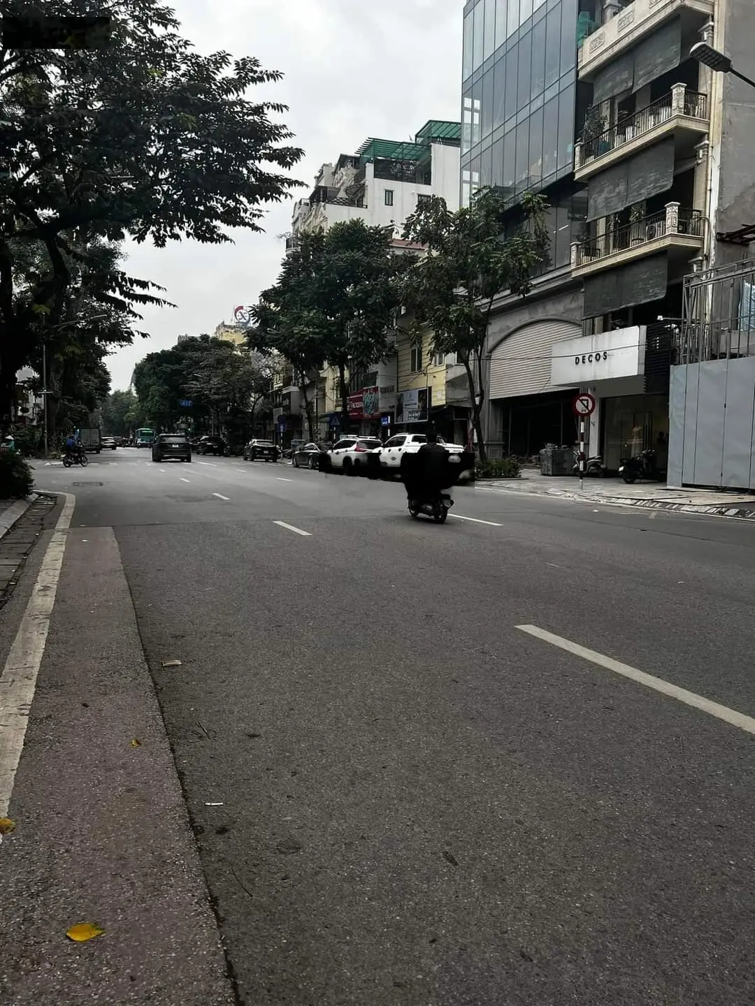 Bán nhà 7 tầng thang máy tại Phố Huế, Hai Bà Trưng. Diện tích 251m2