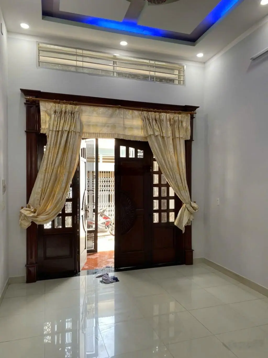 Nhà đẹp 3 tầng đường 339 kế Đỗ Xuân Hợp Phước Long B Quận 9 - hẻm xe hơi - nhỉnh 7 tỷ thương lượng