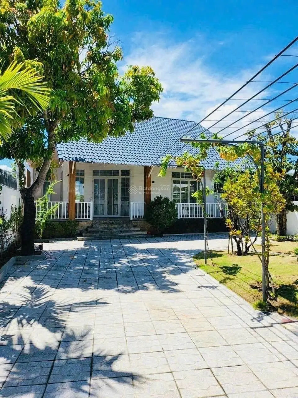Bán nhà vườn gần ngay trung tâm giá rẻ