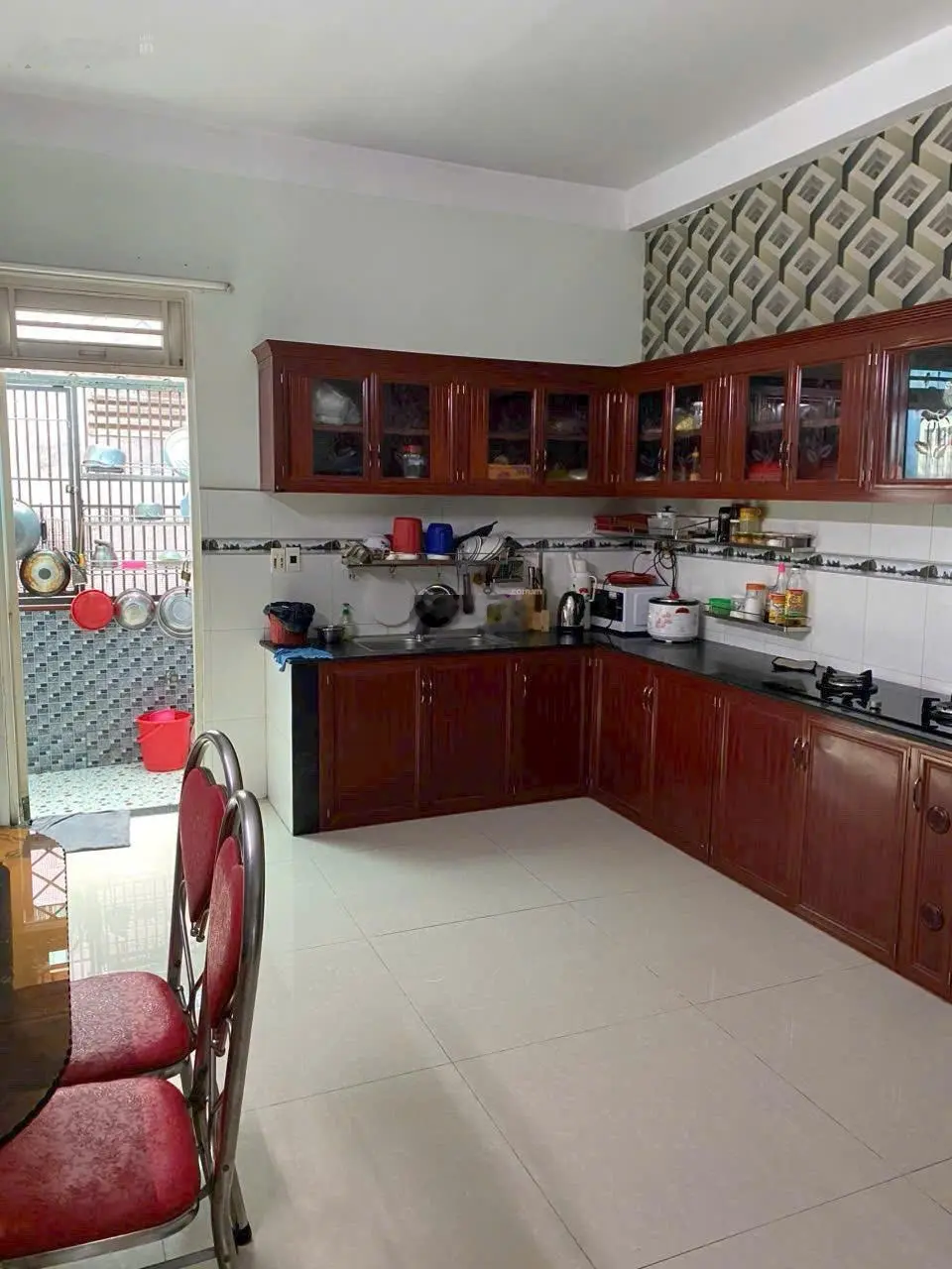 Nhà 4x25m 3 lầu, hẻm 45 Liên Khu 16 18, đường thông xe tải
