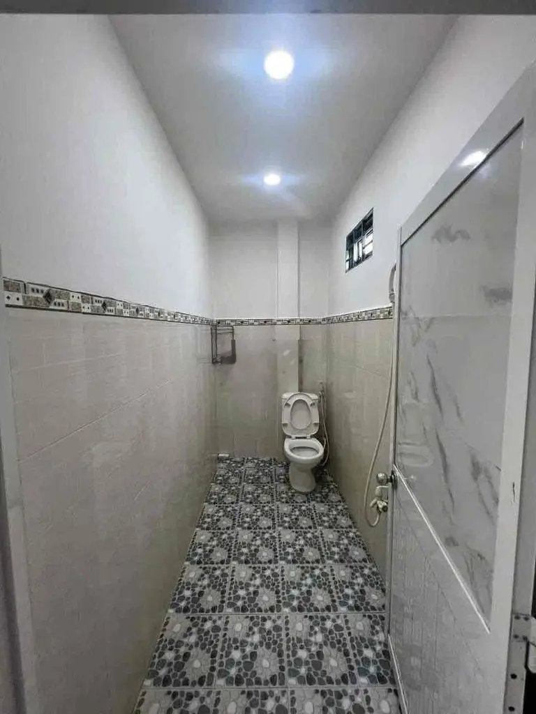 nhà 81m2 hẻm Tôn Đức Thắng gần chùa Đất Sét