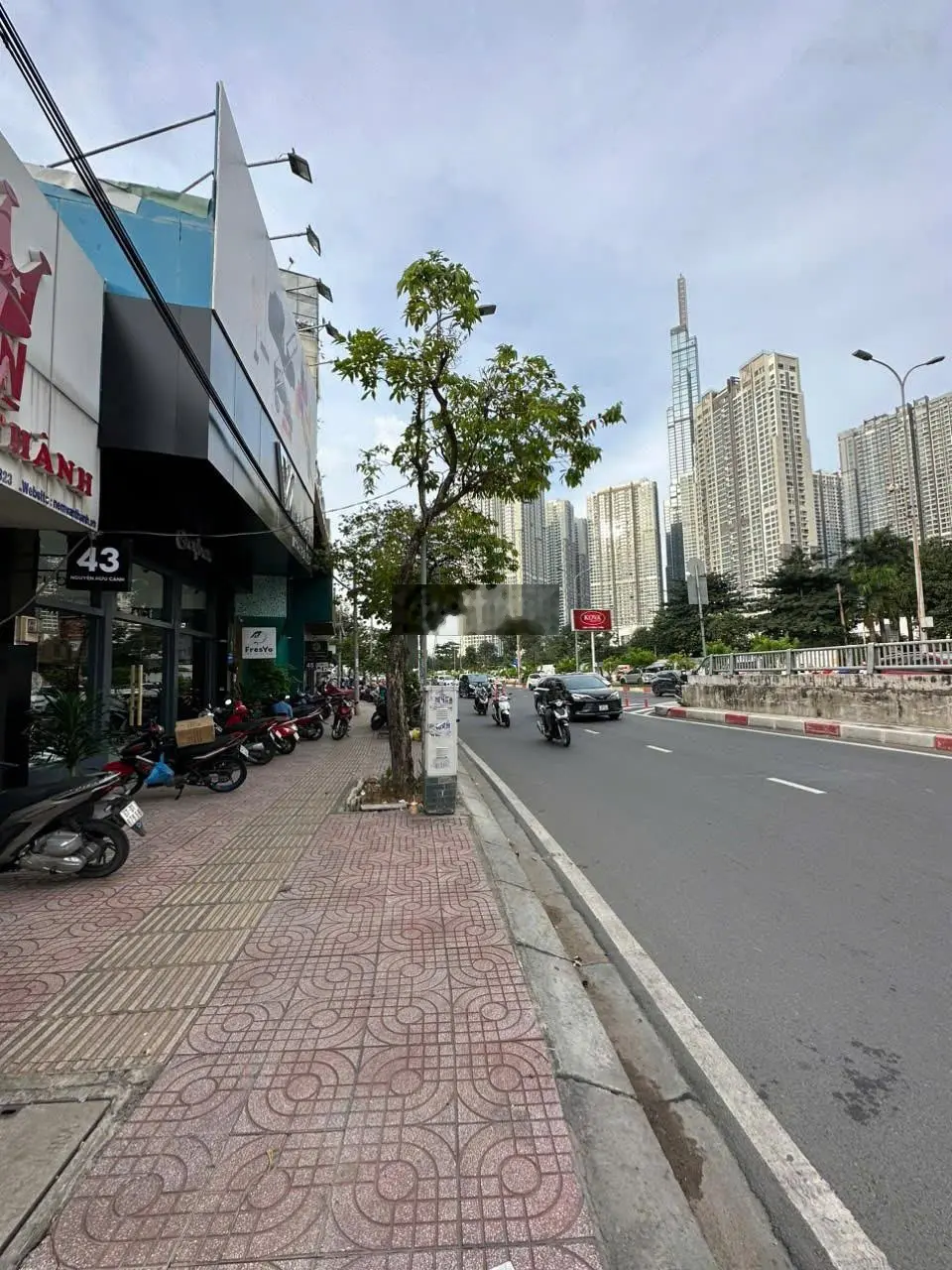 Bán nhà mặt tiền Nguyễn Hữu Cảnh 7x13,5m - HĐT 55 triệu - Giá: 32 tỷ - Đối diện Sài Gòn Pearl