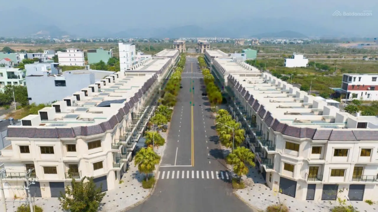 Bán đất khu đô thị Lakeside giá tốt chính chủ cần bán