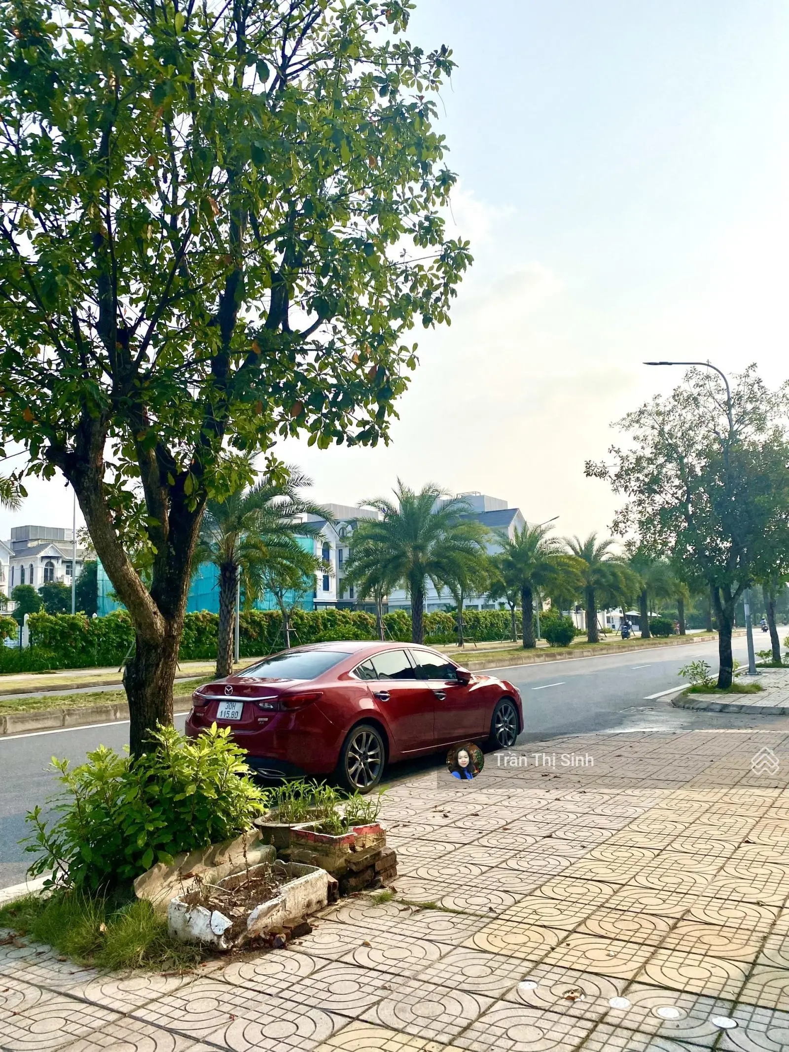 Hoa hậu mặt phố Việt Hưng. View thoáng vĩnh viễn. Kinh doanh sầm uất 105m2; MT 7m. Hiếm