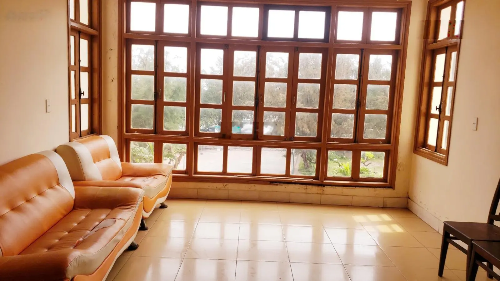 Chính chủ bán nhanh Khách Sạn Ban Mai siêu rộng đẹp tại biển Trương Pháp - Đồng Hới - Quảng Bình