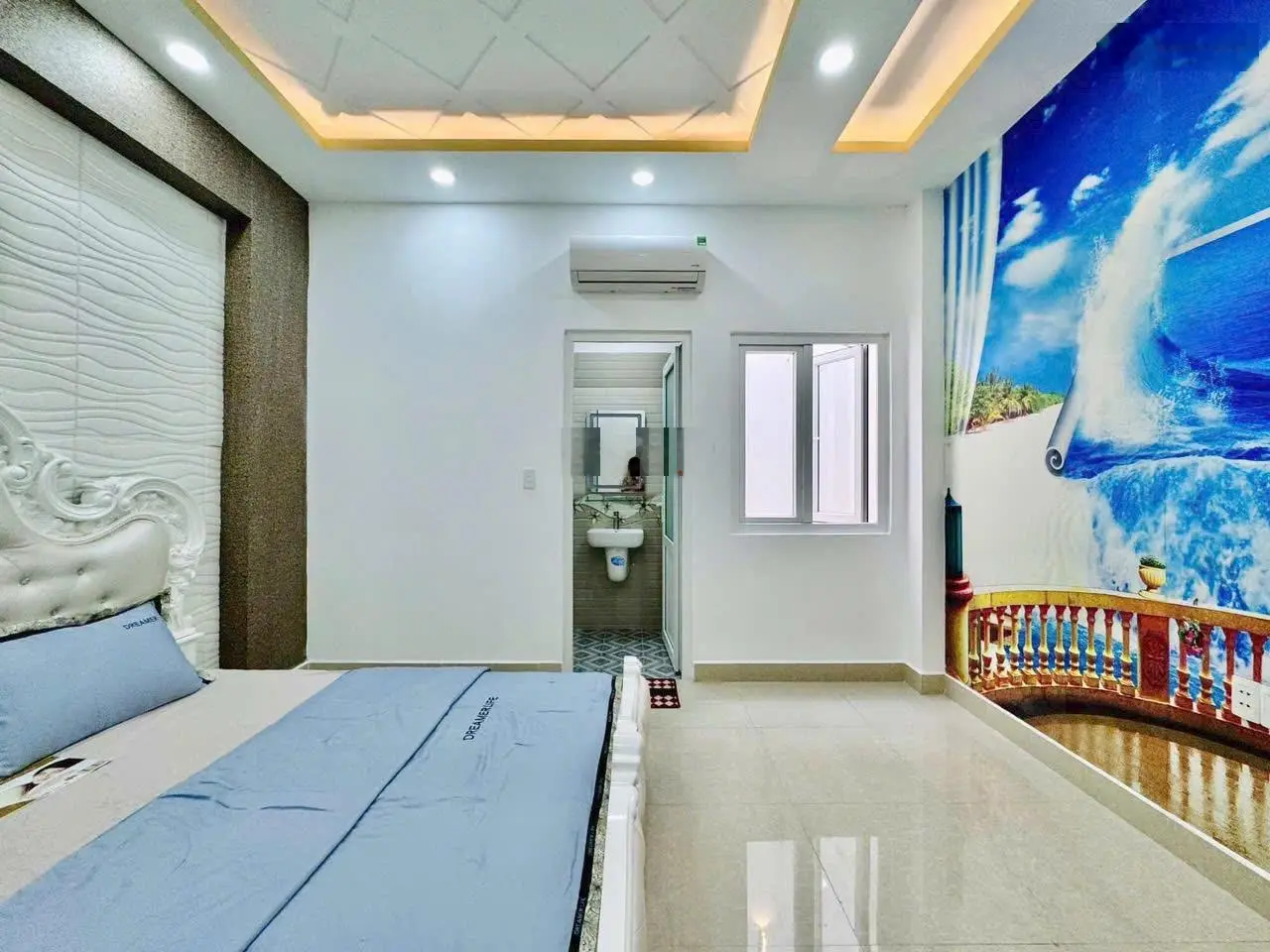 Siêu phẩm 78m2 Cộng Hòa, P. 4, Tân Bình. Hẻm 6m, xây 1 trệt 3 lầu. Giá 3 tỷ 050. Gần sân bay