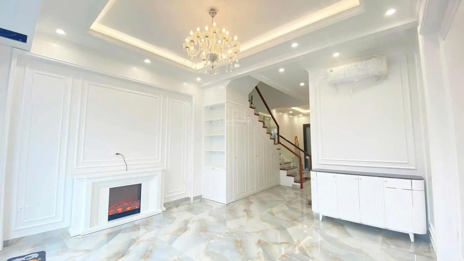 Bán nhà shophouse 5,5 tầng đường 30m có thang máy tại Himlam Hùng Vương, Hồng Bàng LH 0977942670