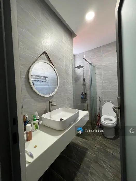 Mặt tiền và 13 phòng cho thuê 50tr/tháng nhà xây mới 4 tầng Lô góc ngay phường Trường Thọ Thủ Đức