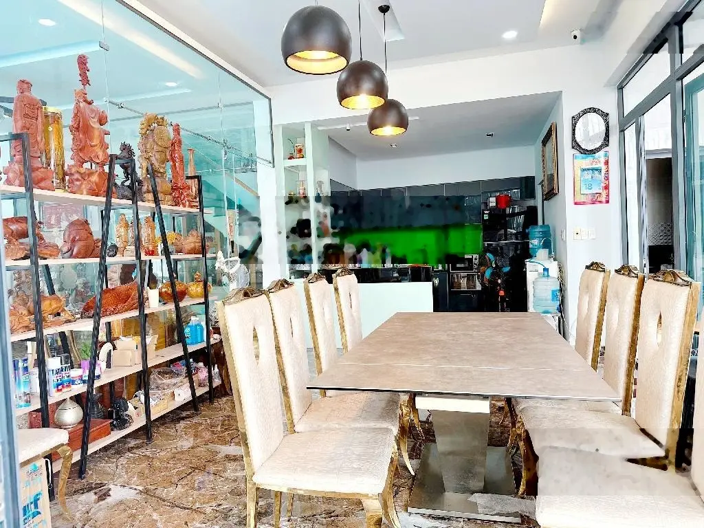 58Tr/m2 -Giảm 6 tỷ - Biệt Thự sân vườn 3 lầu, đường 27, Hiệp Bình Chánh, Th