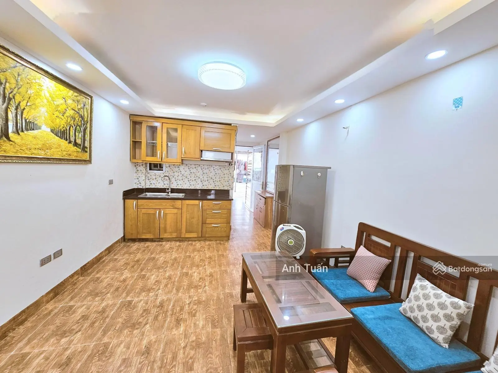 Bán căn hộ chung cư mini 50m, 2PN, view Hồ Tây - Giá nhỉnh 1 tỷ