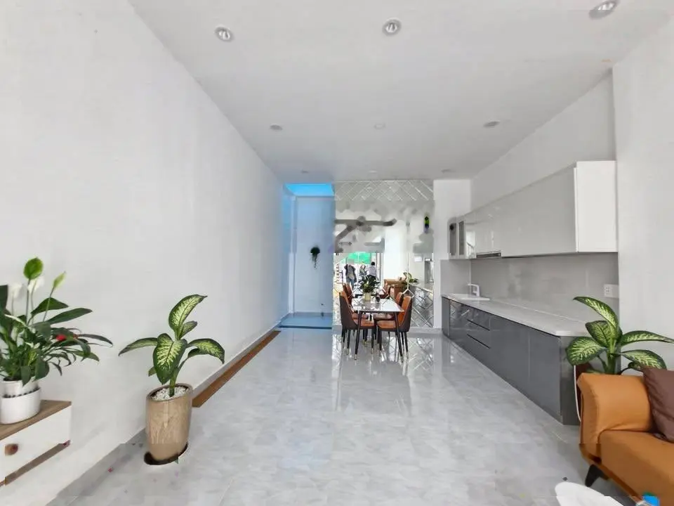 Nhà đẹp 2 tầng 90m2 - đường hẻm hồ bá phấn phước long a quận 9 - 5tỷ7 thương lượng