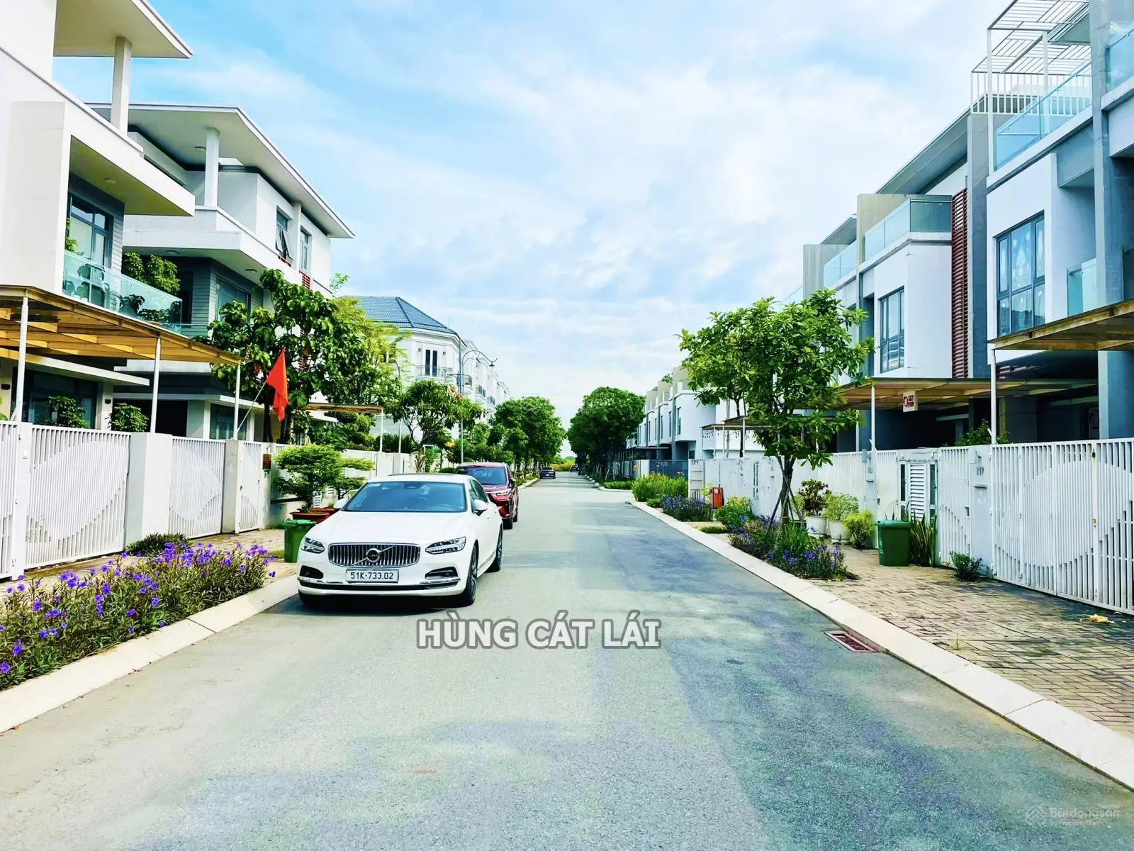 Hùng Cát Lái - Bán biệt thự song lập Phố Đông Village, DT 190m2, 2 lầu, giá 18 - 22 tỷ, SHR