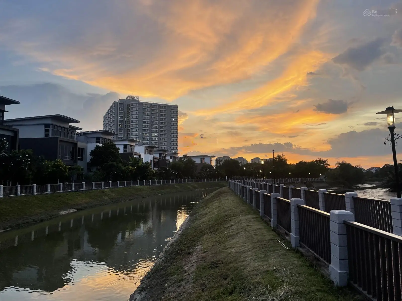 Bán biệt thự đơn lập Riviera Cove - nhà thô giá 50 tỷ - sổ hồng