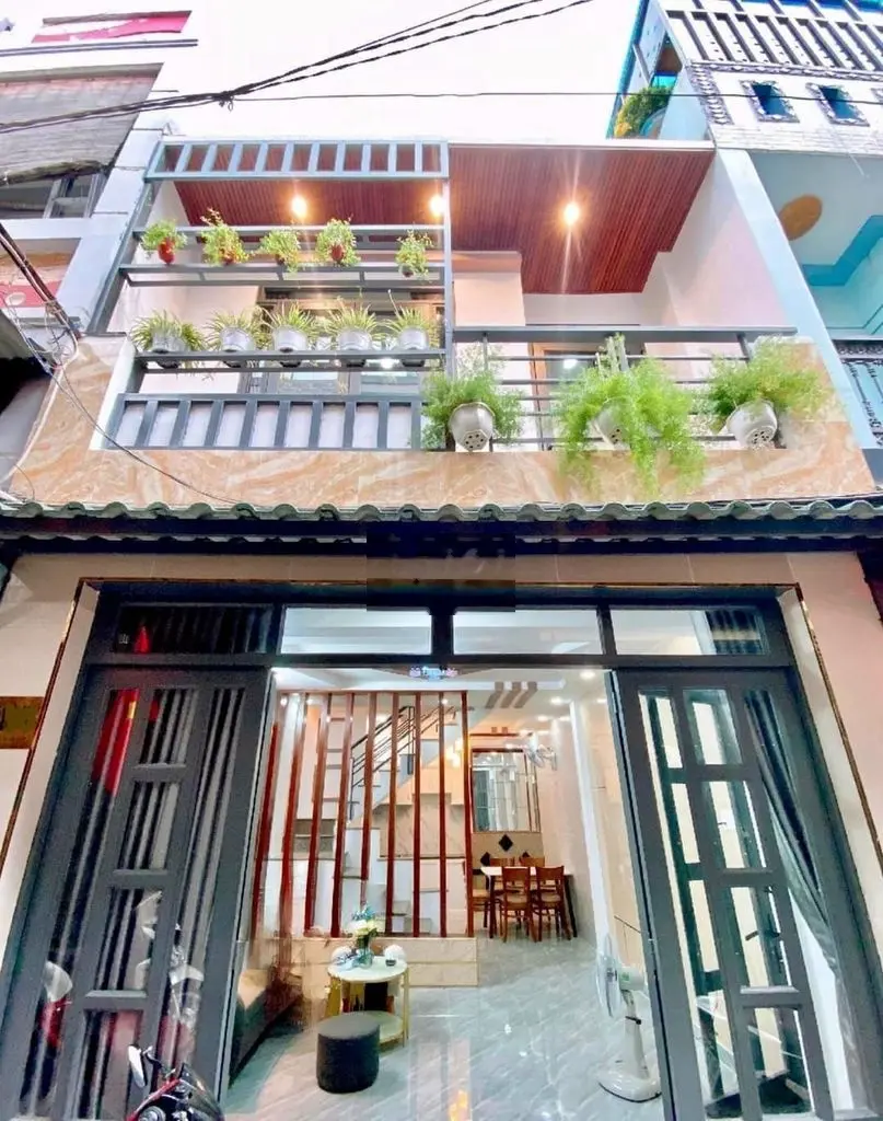 Chủ ngộp cần bán gấp nhà đang cho thuê