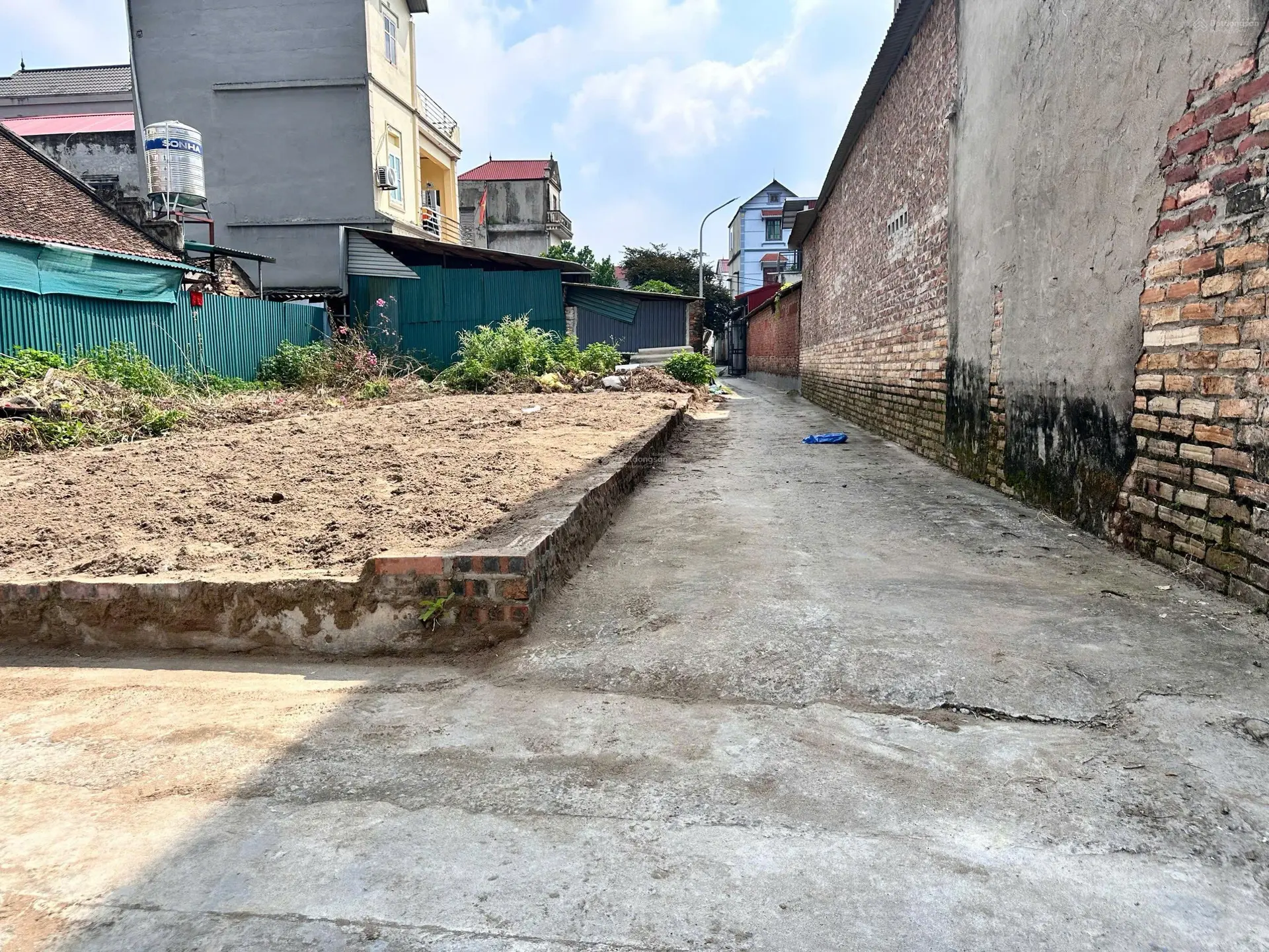 Nhỉnh 2 tỷ có ngay lô góc 60,5m2 tại Hương Trầm, Thuỵ Lâm, Đông Anh