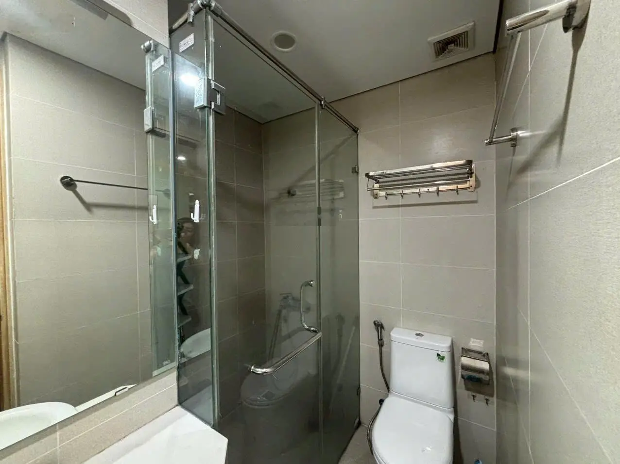 Cam kết giá tốt nhất | Chính chủ gửi bán gấp căn góc 2PN 67m đầy đủ nội thất tại HD Mon - Hàm Nghi