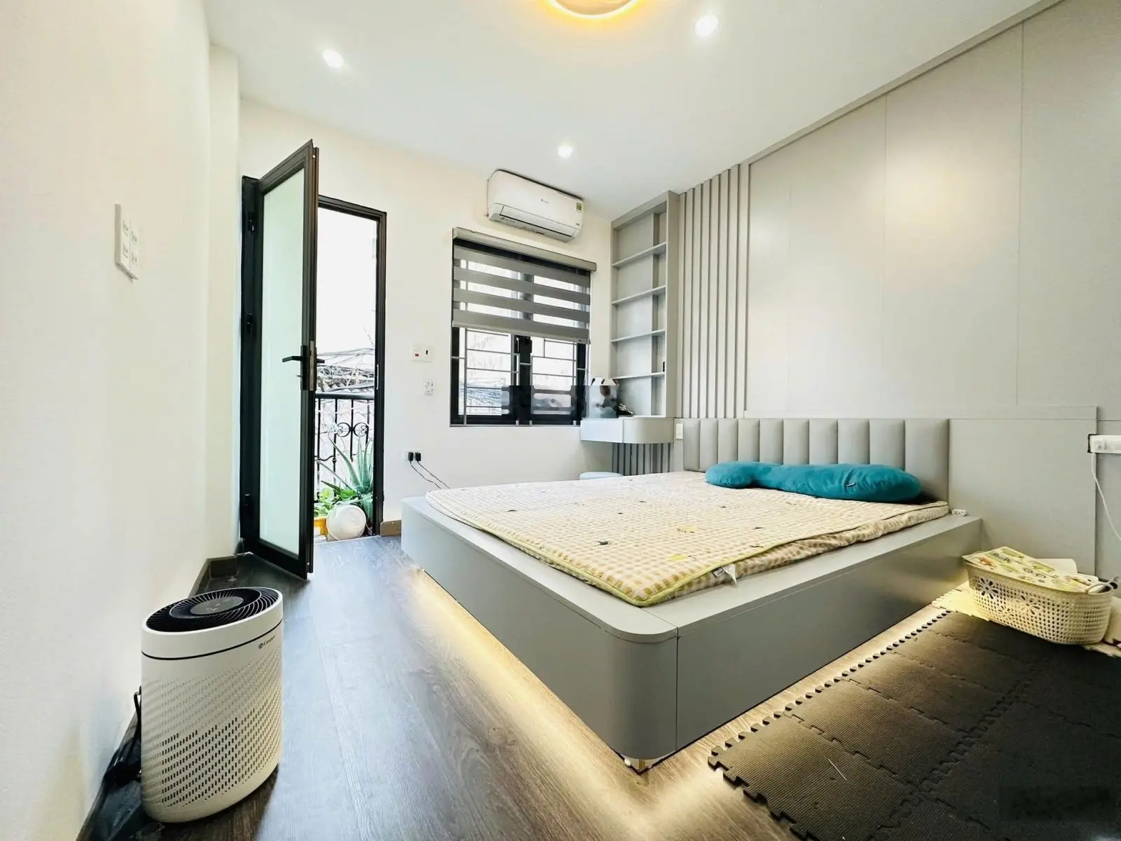 Nhà đẹp 5 ngủ - gần phố cách ô tô 20m DT 38m2 - 5 tầng chỉ 7.2 tỷ