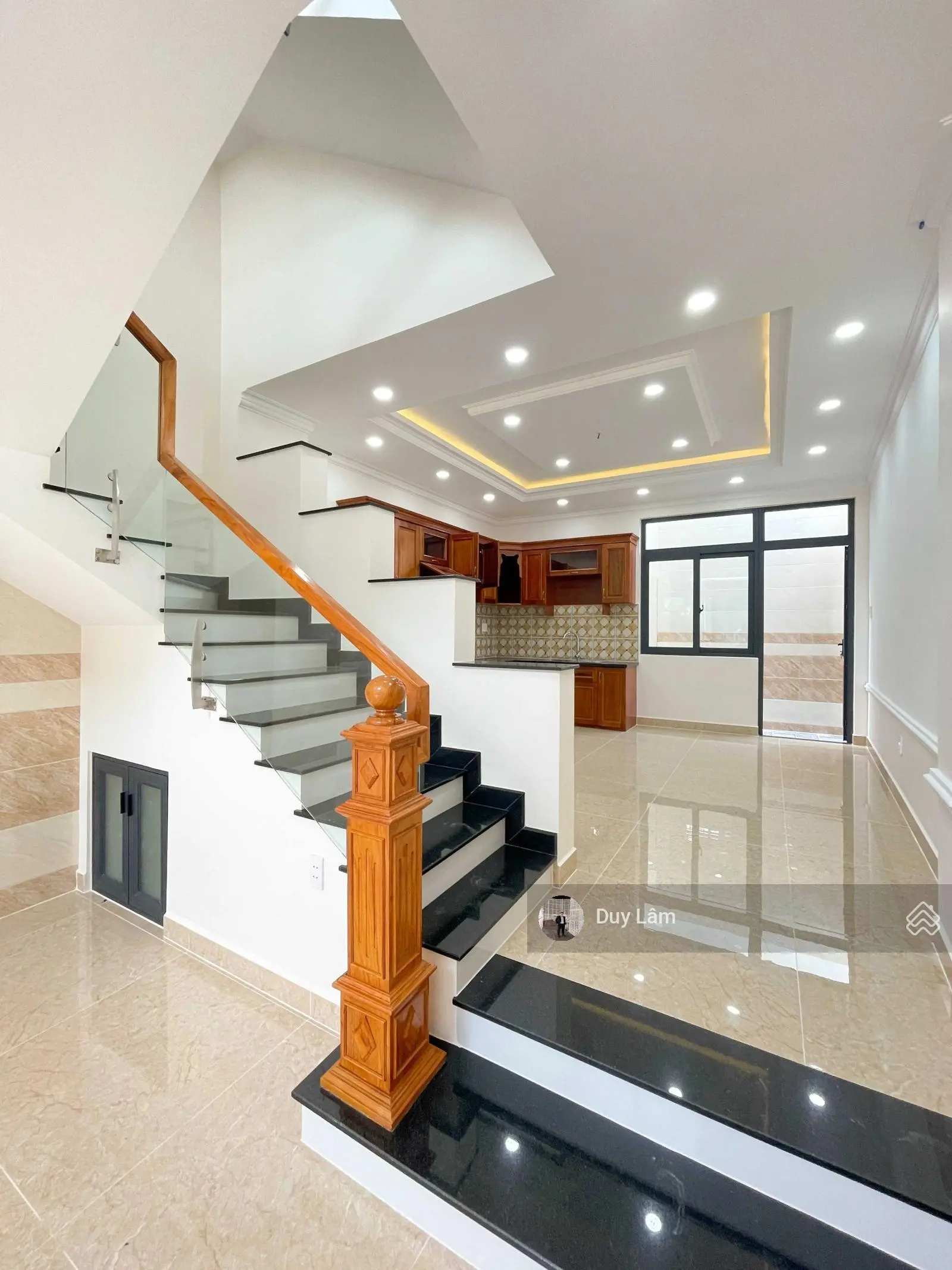 Nhà MỚI 100% ngay ĐH Luật, đường ôtô sát Phạm Văn Đồng - sổ hồng riêng, có hỗ trợ vay NH