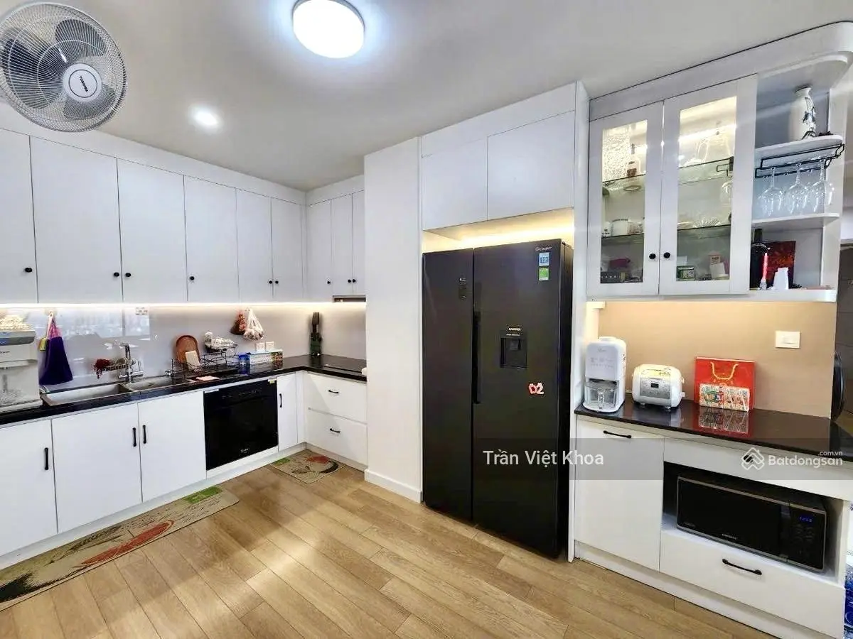 Bán căn hộ lacasta 84m2 - view thoáng - full nội thất cao cấp - chỉ 6 tỷ