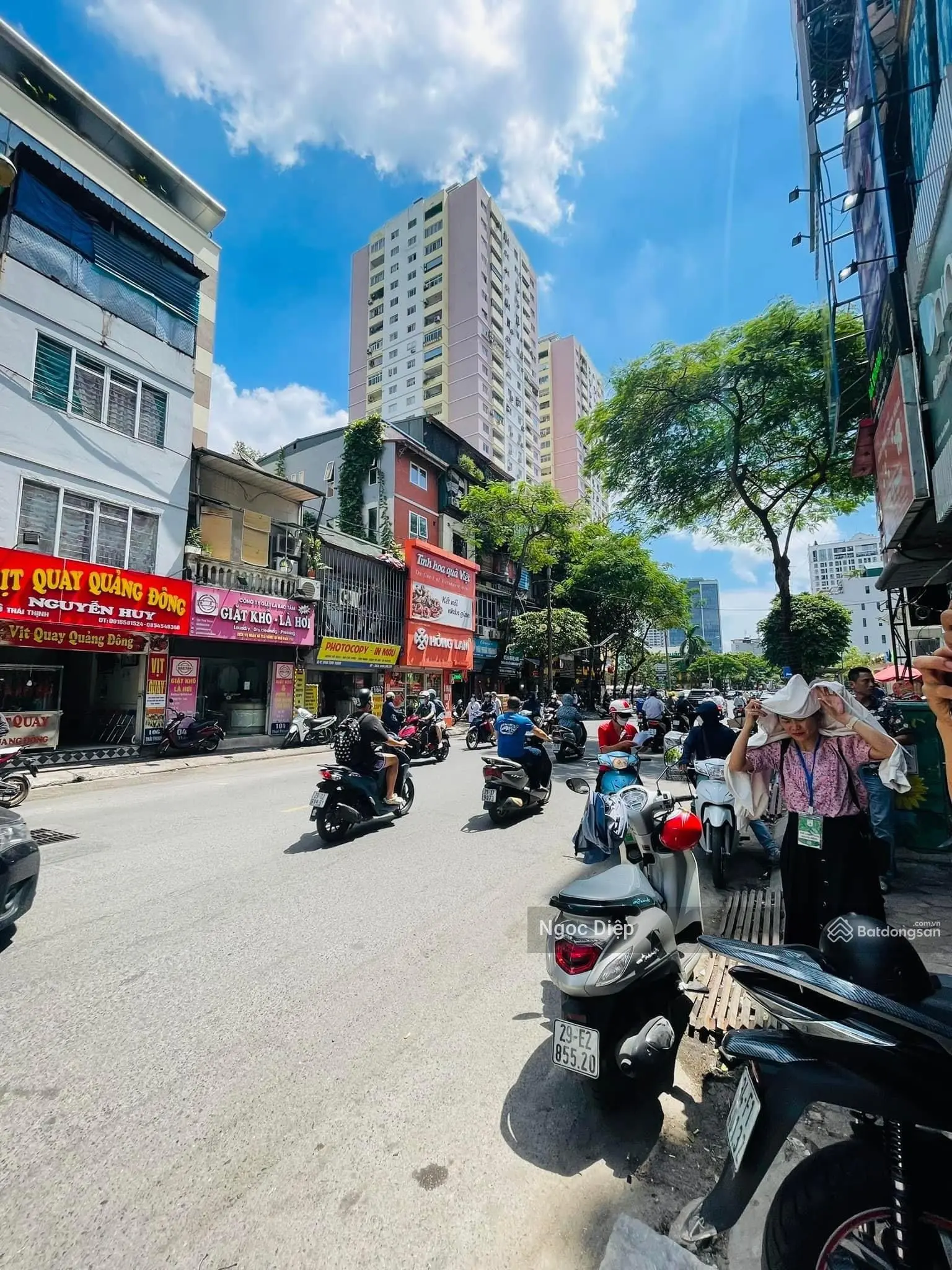 Cần bán gấp nhà mặt phố Thái Thịnh 55m2 6T 4MT giá 19.5tỷ thương lượng sâu. 0945 453 ***