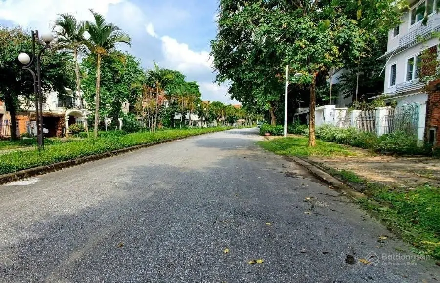 Biệt thự căn góc, liền thửa Đông Anh, giá sốc. Gọi chính chủ trang bìa!