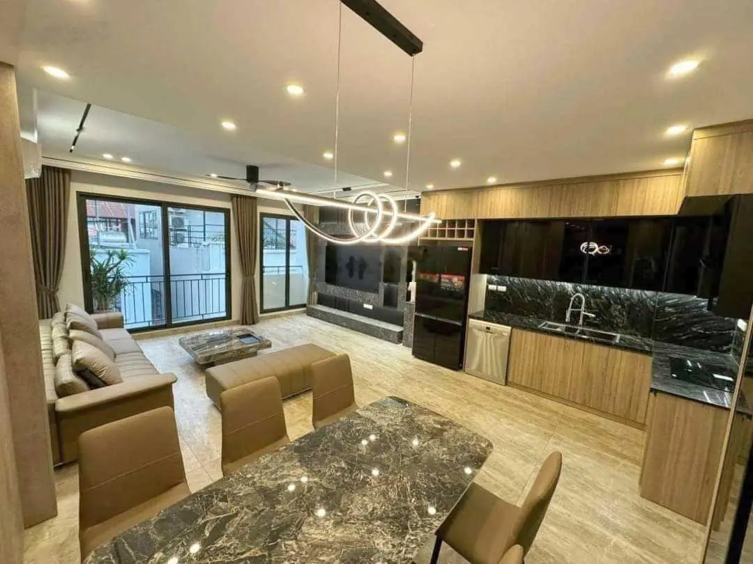 Bán nhà Nguyễn Cơ Thạch 105m2, 7T, thang máy, 2 mặt ô tô tránh, vỉa hè, giá siêu ngon