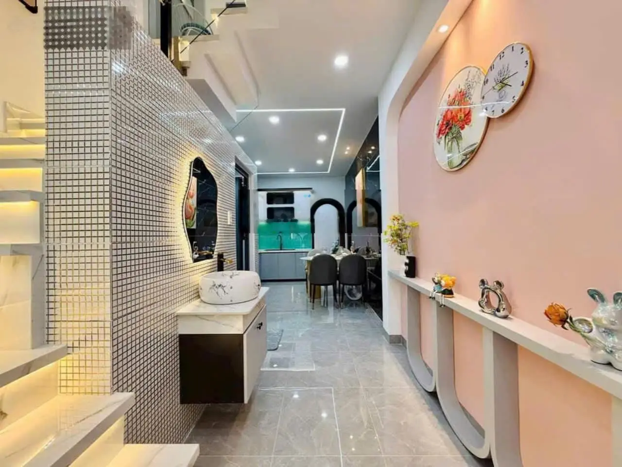 Chủ cần bán nhà gấp Bùi Văn Ngữ, Q12, 64m2, 2 tỷ 200, cho thuê 18 triệu, Sỗ sẵn