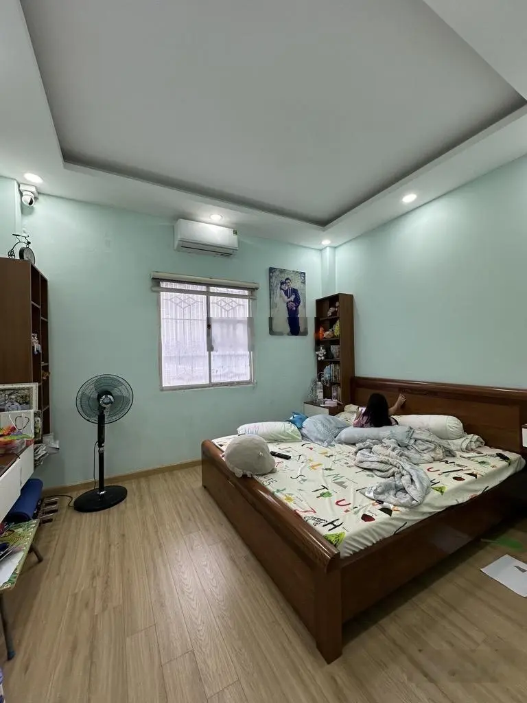 Hẻm 6m thông Nguyễn Hồng Đào-Tân Bình - 60m - 4 Tầng - 4x15m-4PN-5WC - không lộ giới - giá 11.5 tỷ