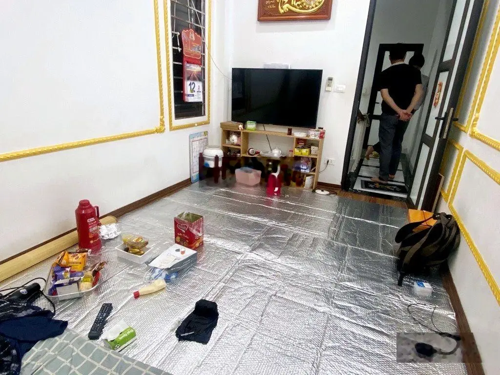 Bán gấp nhà Phan Đình Giót, gần phố Vọng, 35m, 5 tầng, mới đẹp, chỉ hơn 4 tỷ
