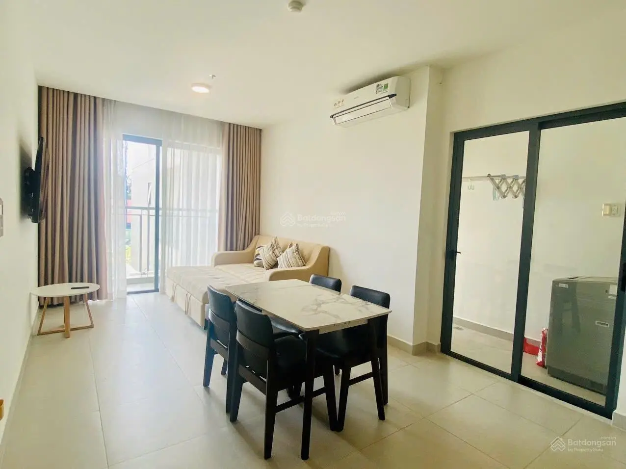 Cần tiền đi nước ngoài bán gấp căn 2PN2WC Full NT, sẵn hợp đồng thuê, giá tốt cho khách thiện chí