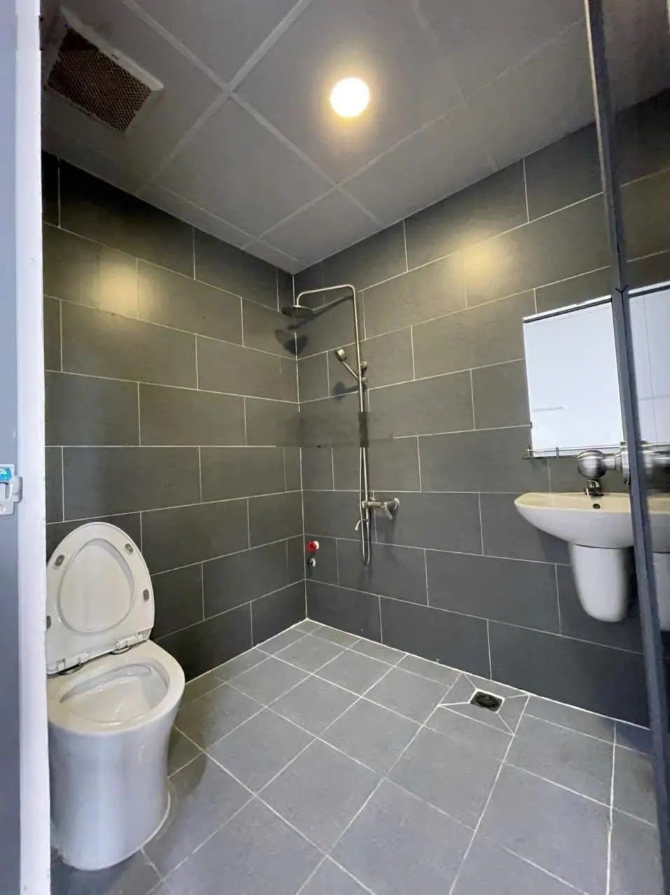 Bán nhà hẻm xe hơi 10m Chu Văn An Phường 12 Bình Thạnh (4x18) 4 tầng 7PN đang cho thuê 50tr/tháng