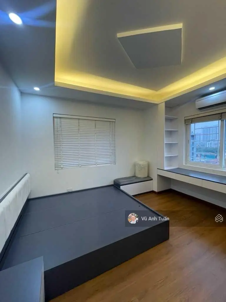 Bán căn hộ cao cấp Hateco Hoàng Mai, lô góc, ban công thoáng sáng, view hồ Yên Sở, 80/86m2, 4.65 tỷ
