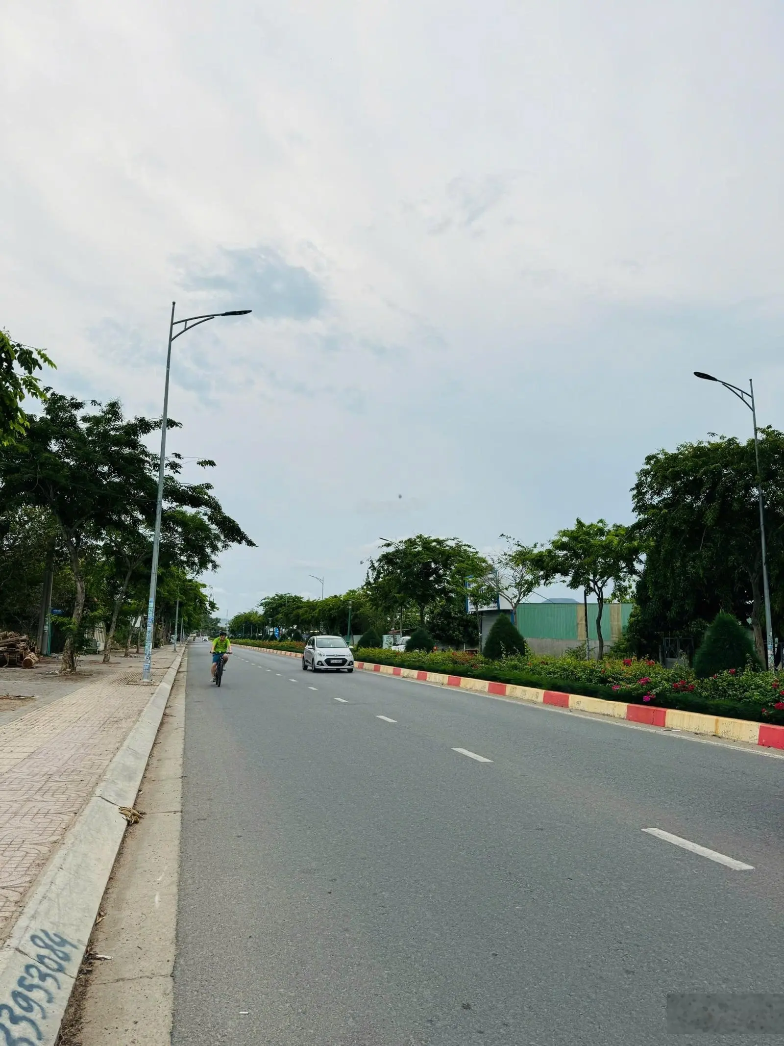 bán đất Mặt tiền đg Võ Thị Sáu tt Long Điền giá 2,05 tỷ VND tại Bà Rịa Vũng Tàu