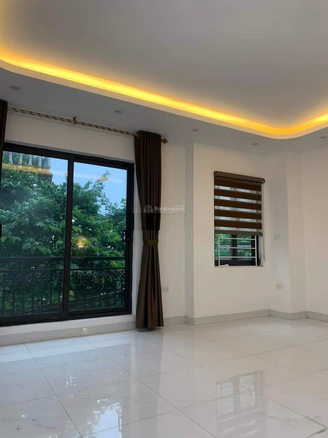 Siêu phẩm Đại Mỗ - 33m2x5t - ô tô vào nhà - kinh doanh ngã tư Vạn Phúc GT thuận tiện - nhỉnh 7 tỷ