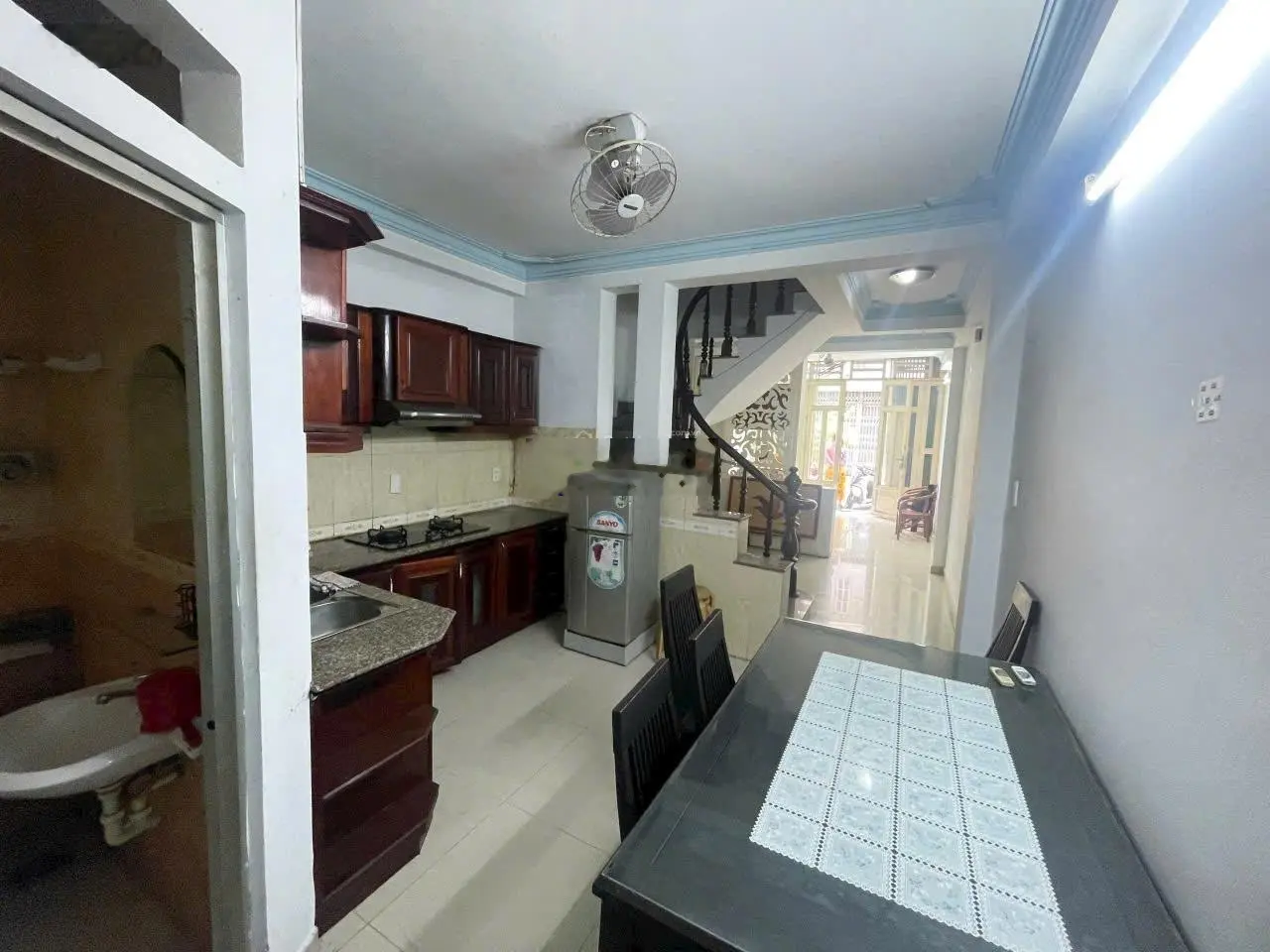 Bán nhà hẻm 8m 352/13 Trịnh Đình Trọng 45m2, 4 tầng, 7,3 tỷ, P. Hoà Thạnh, Tân Phú