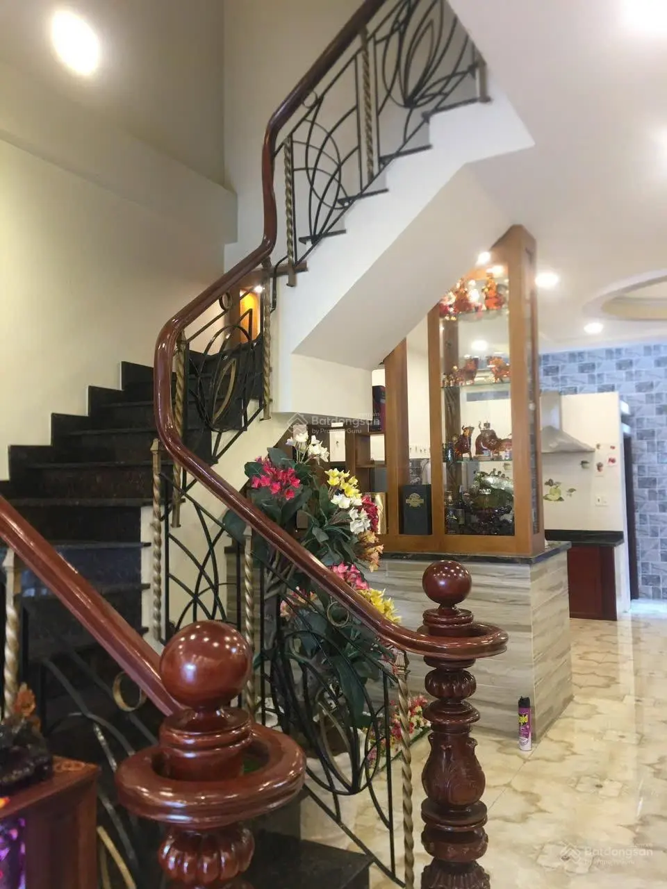 Bán nhà biệt thự 160m2, Cao Lỗ, Q8, nhà 3 tầng, sổ hoàn công đầy đủ DTS 402m2 27,9 tỷ