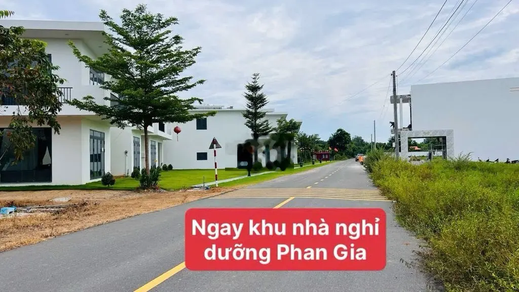 BÁN LÔ GÓC 2MT NHỰA LONG MỸ CÁCH BIỂN 5P GIÁ 1,55 TỶ