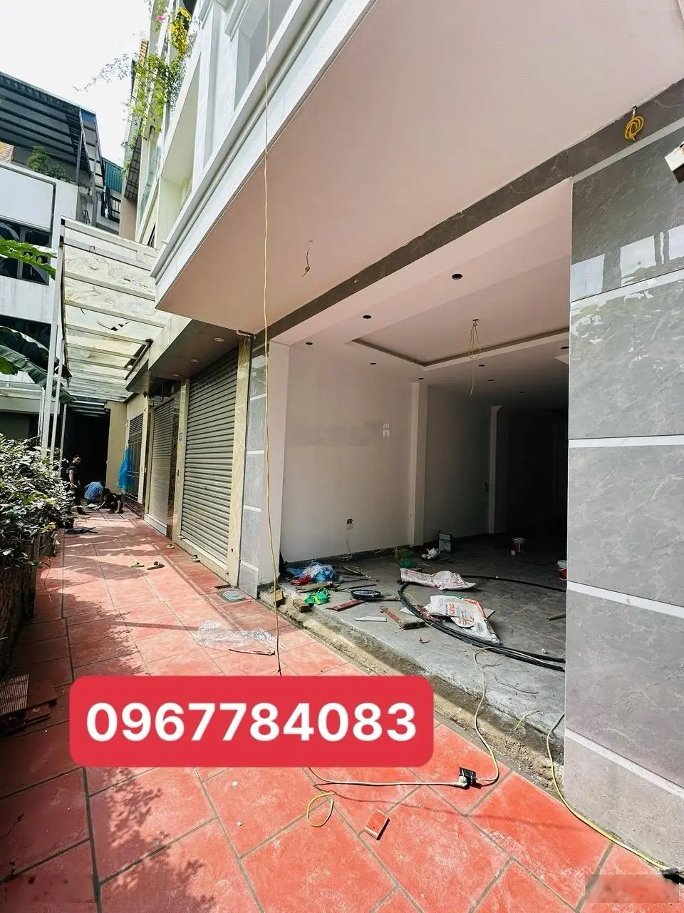 48 m 5 tầng 6 ngủ hơn 6 tỷ nhà mới ngay trung tâm thạch bàn ô chờ thang máy hàng hiếm